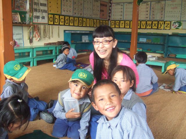 授業中の子供達と。